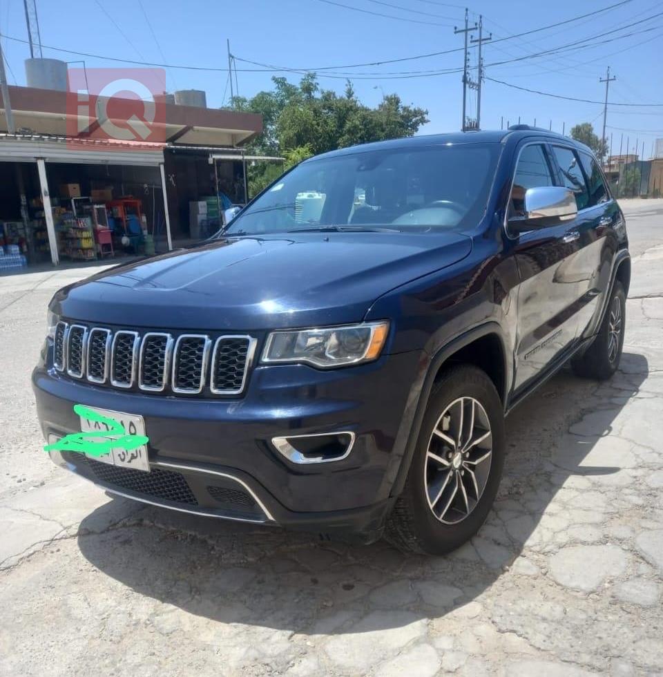 جیپ گراند شیرۆکی